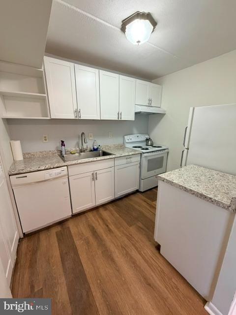 ENGLISH VILLAGE - Residential