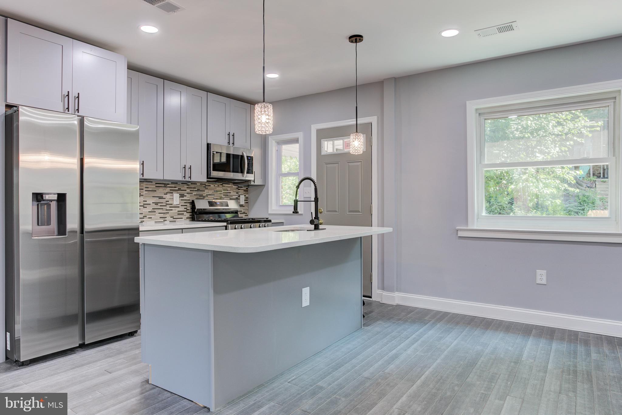 BROOKLYN - Residential