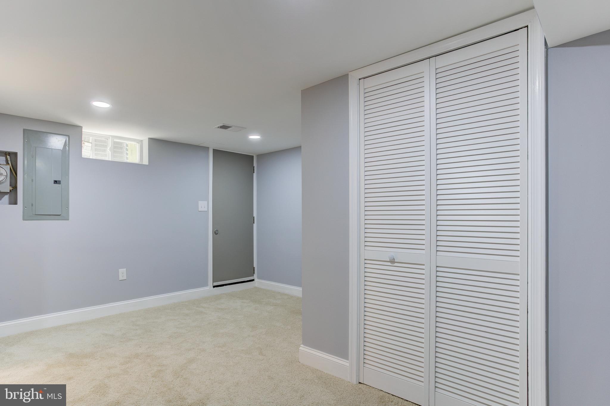 BROOKLYN - Residential