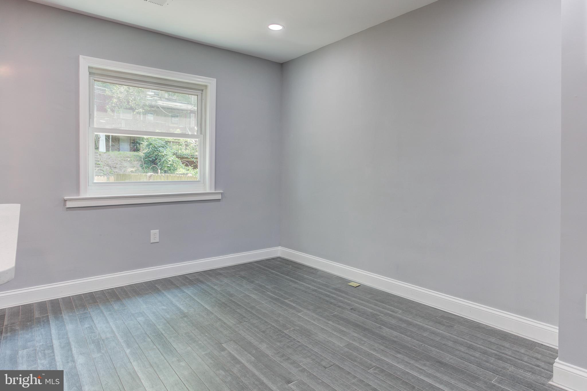 BROOKLYN - Residential