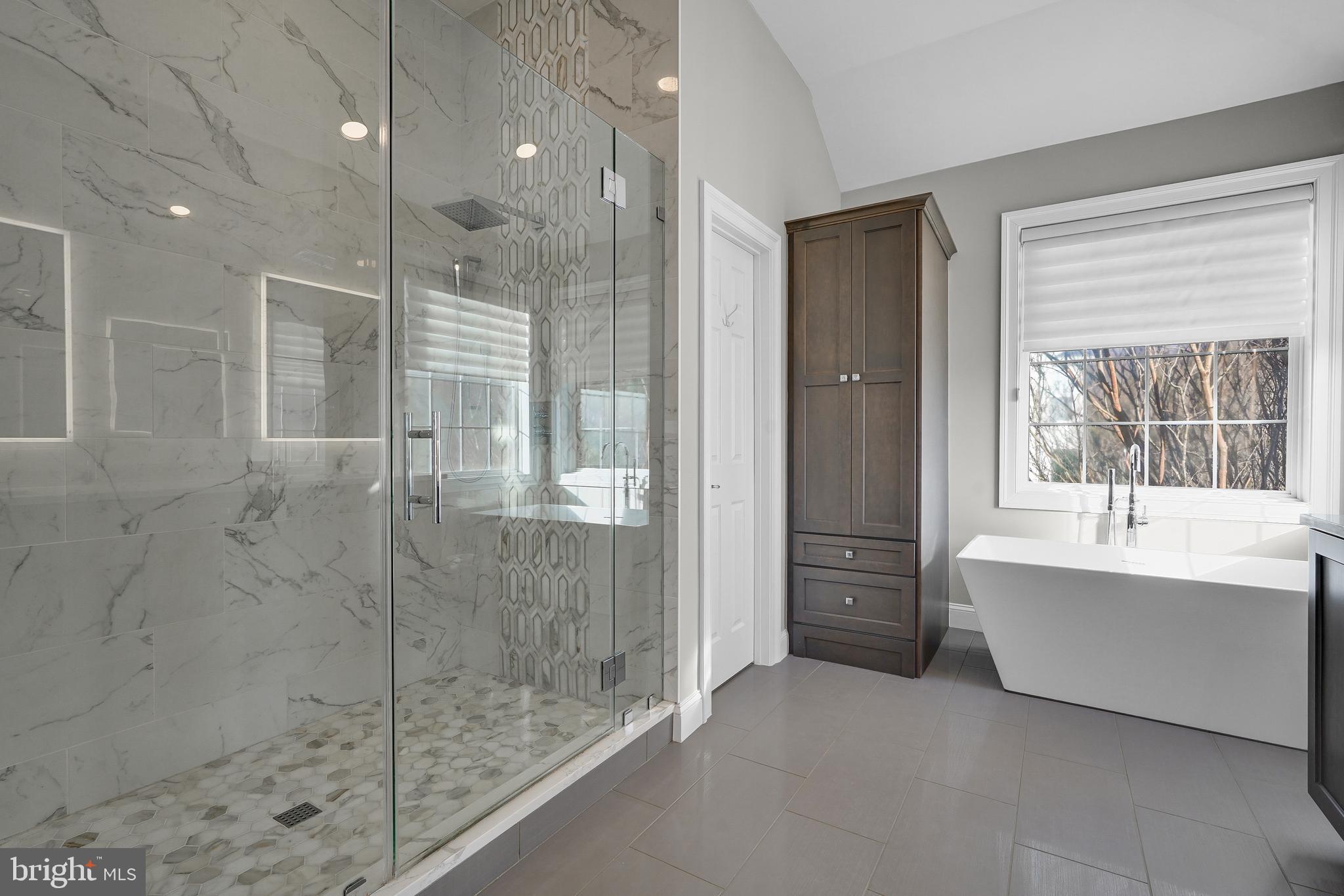 TALL CEDAR ESTATES - Residential