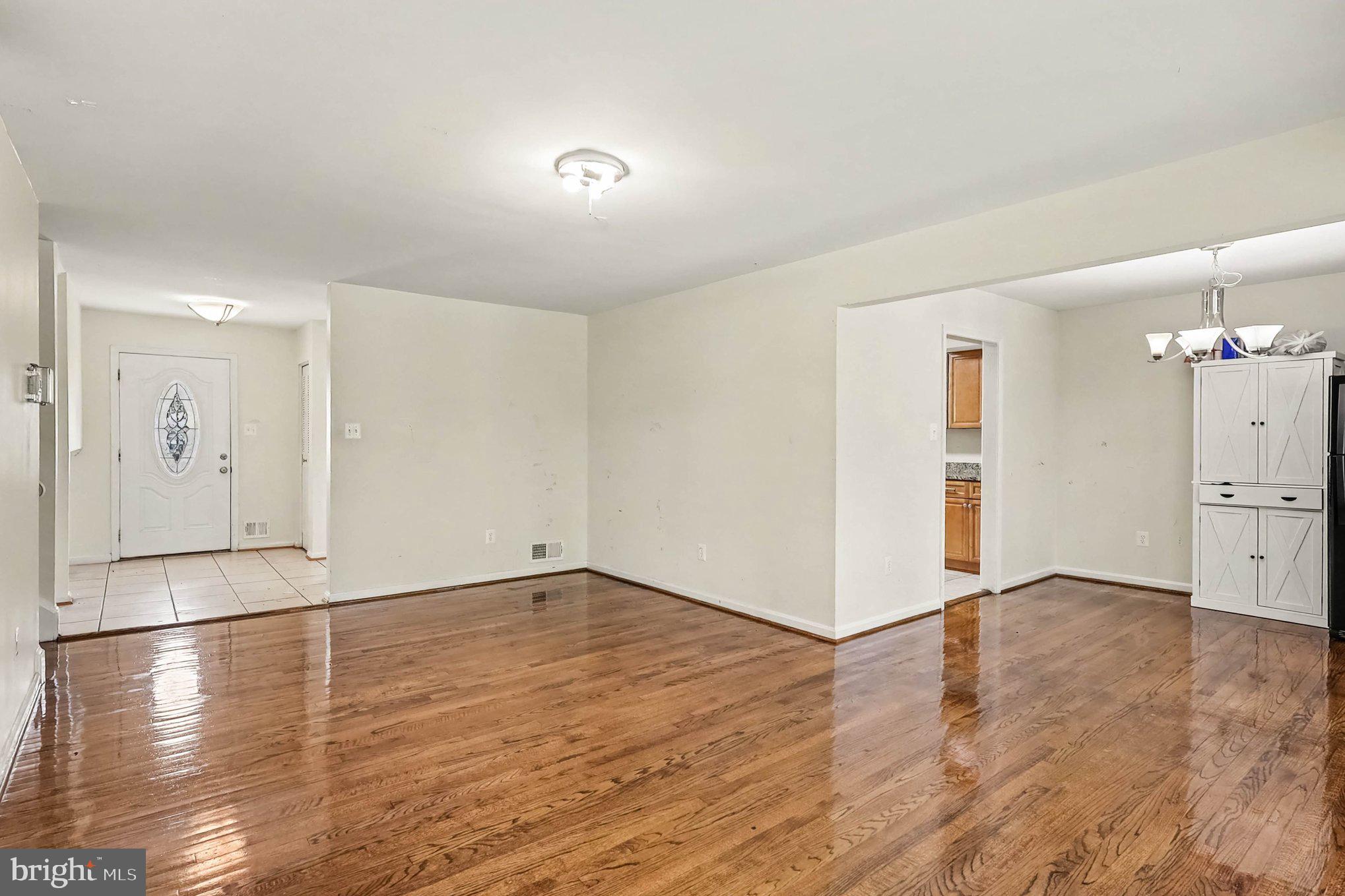 7558 REMINGTON ROAD