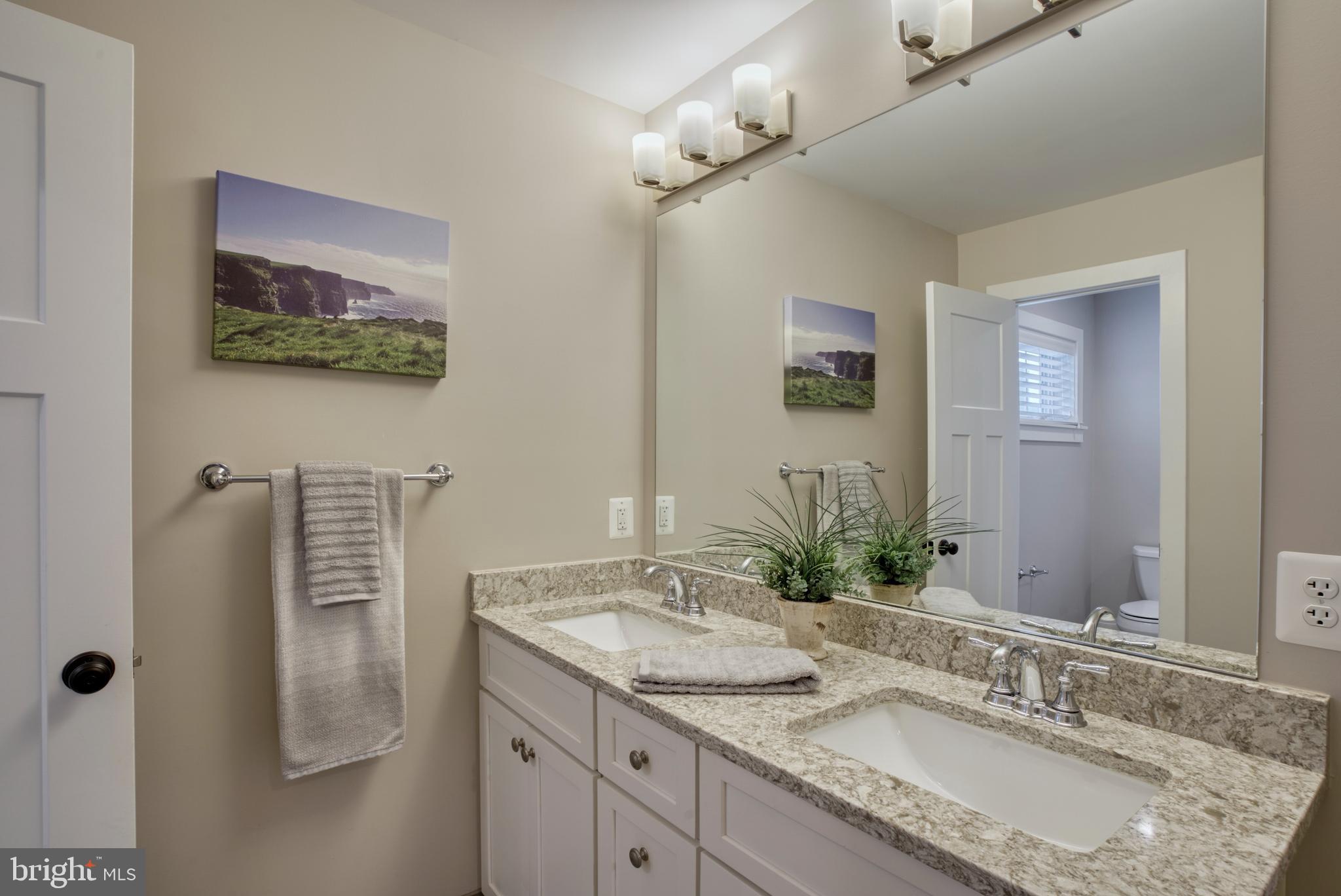 PIMMIT HILLS - Residential