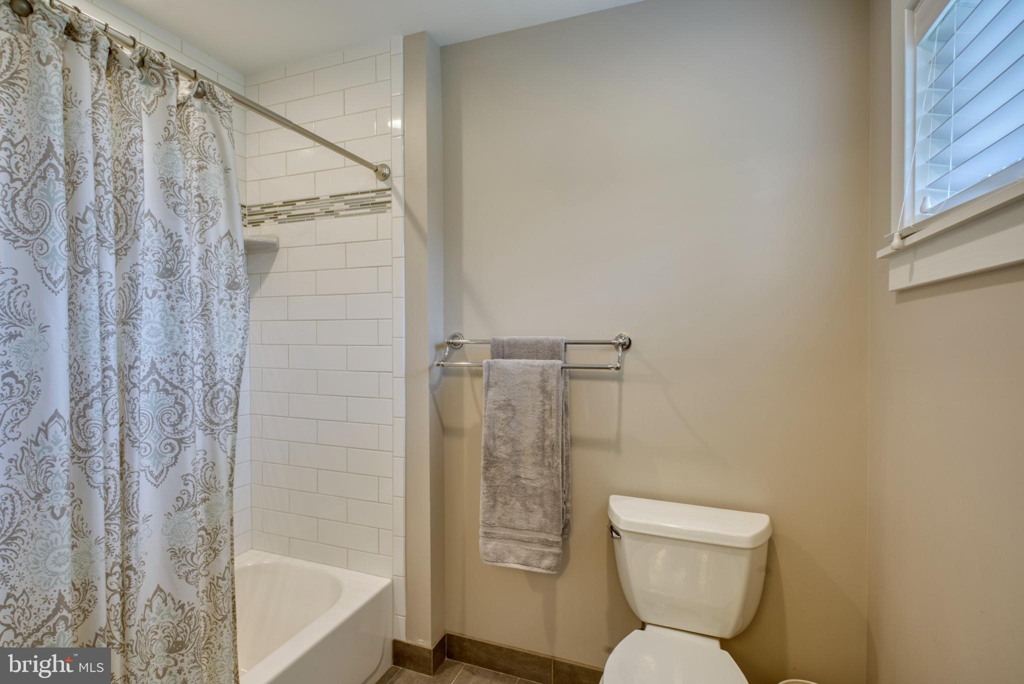 PIMMIT HILLS - Residential