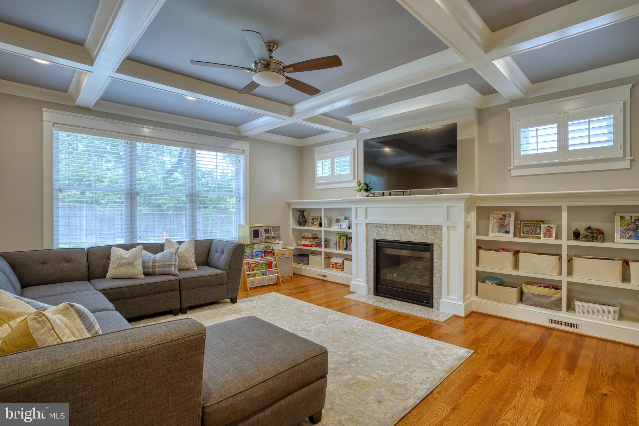 PIMMIT HILLS - Residential