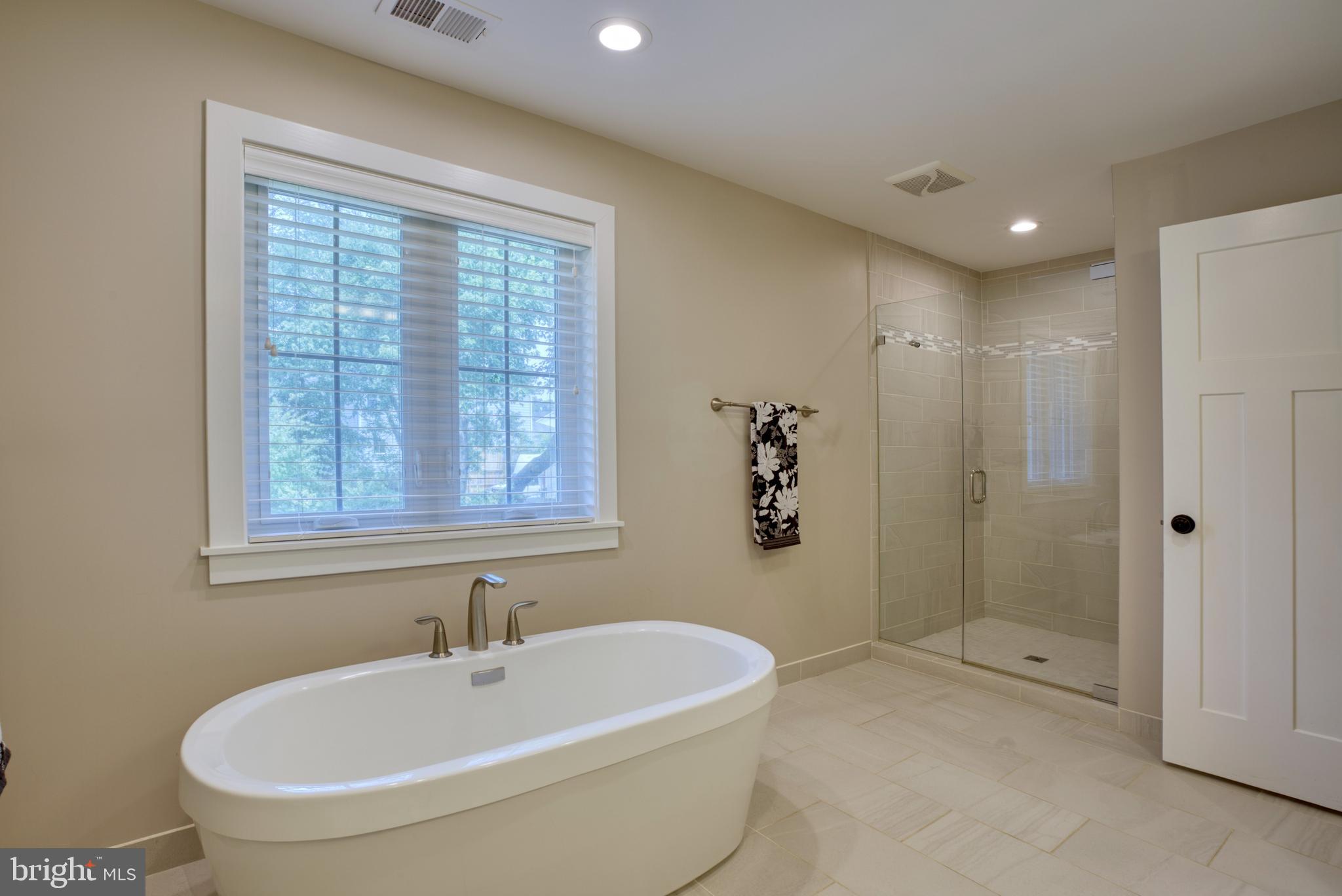 PIMMIT HILLS - Residential