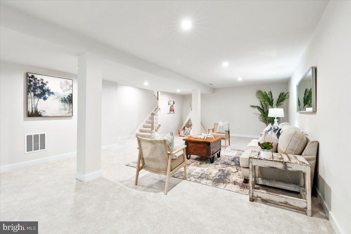 THE LAKES AT MARTINSBURG - Residential