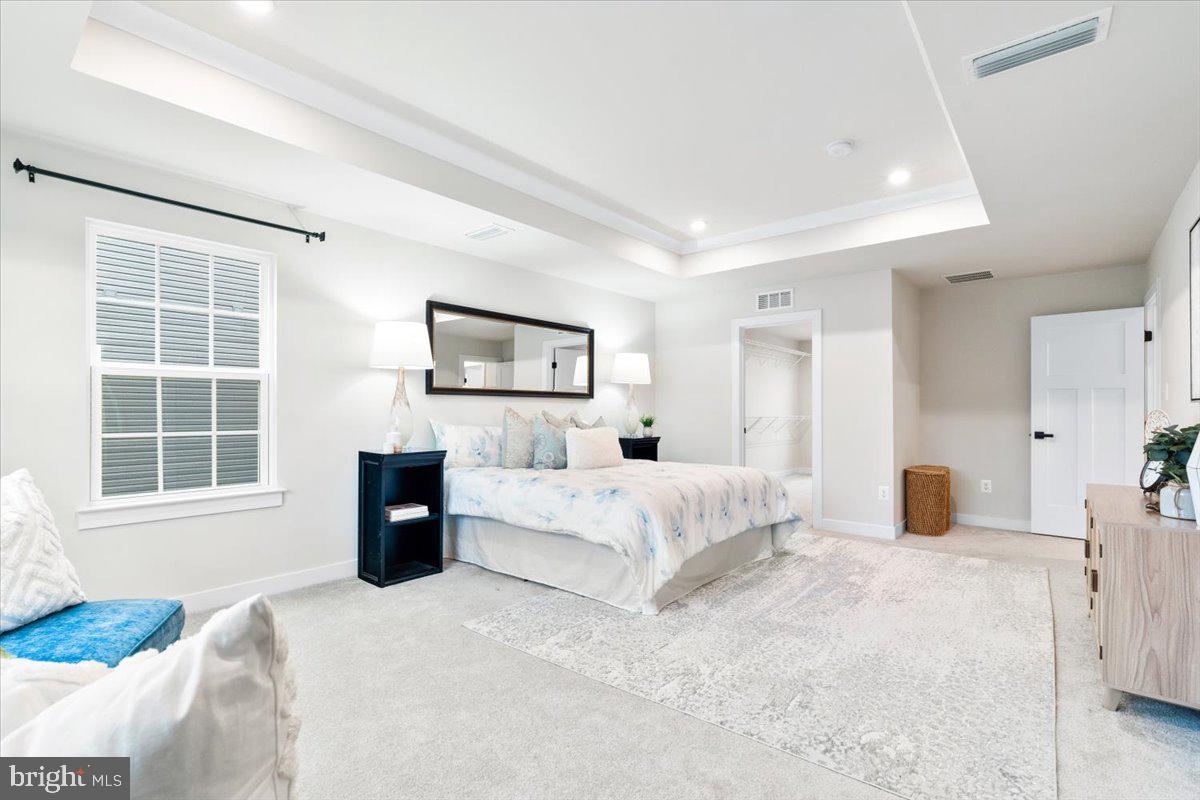 THE LAKES AT MARTINSBURG - Residential