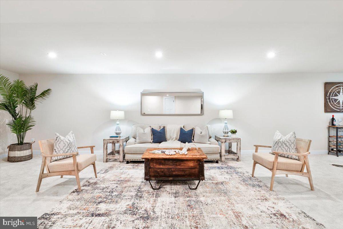 THE LAKES AT MARTINSBURG - Residential