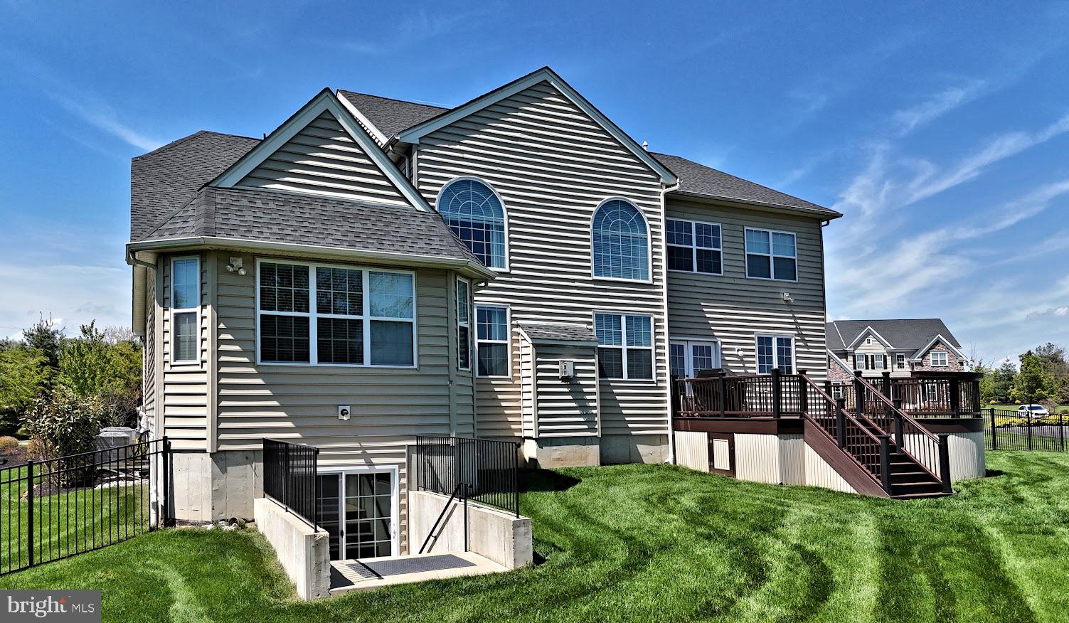 NEW BRITAIN WOODS - Residential