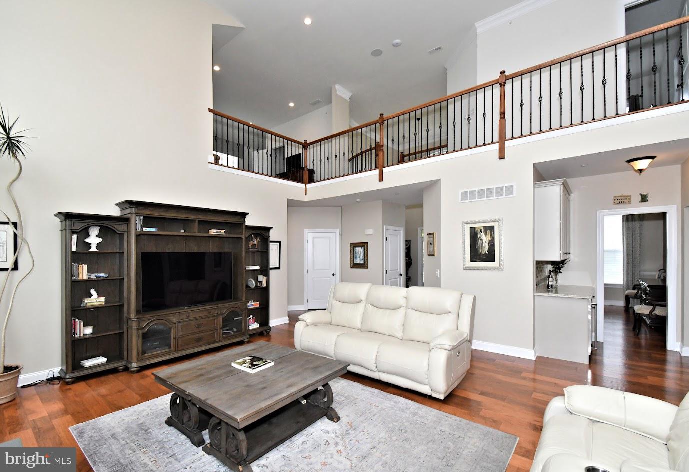 NEW BRITAIN WOODS - Residential