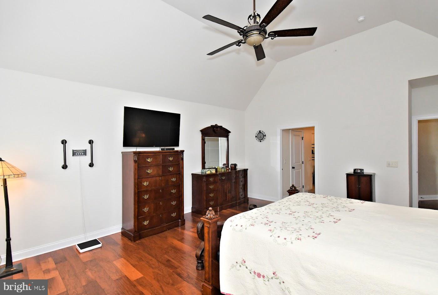 NEW BRITAIN WOODS - Residential