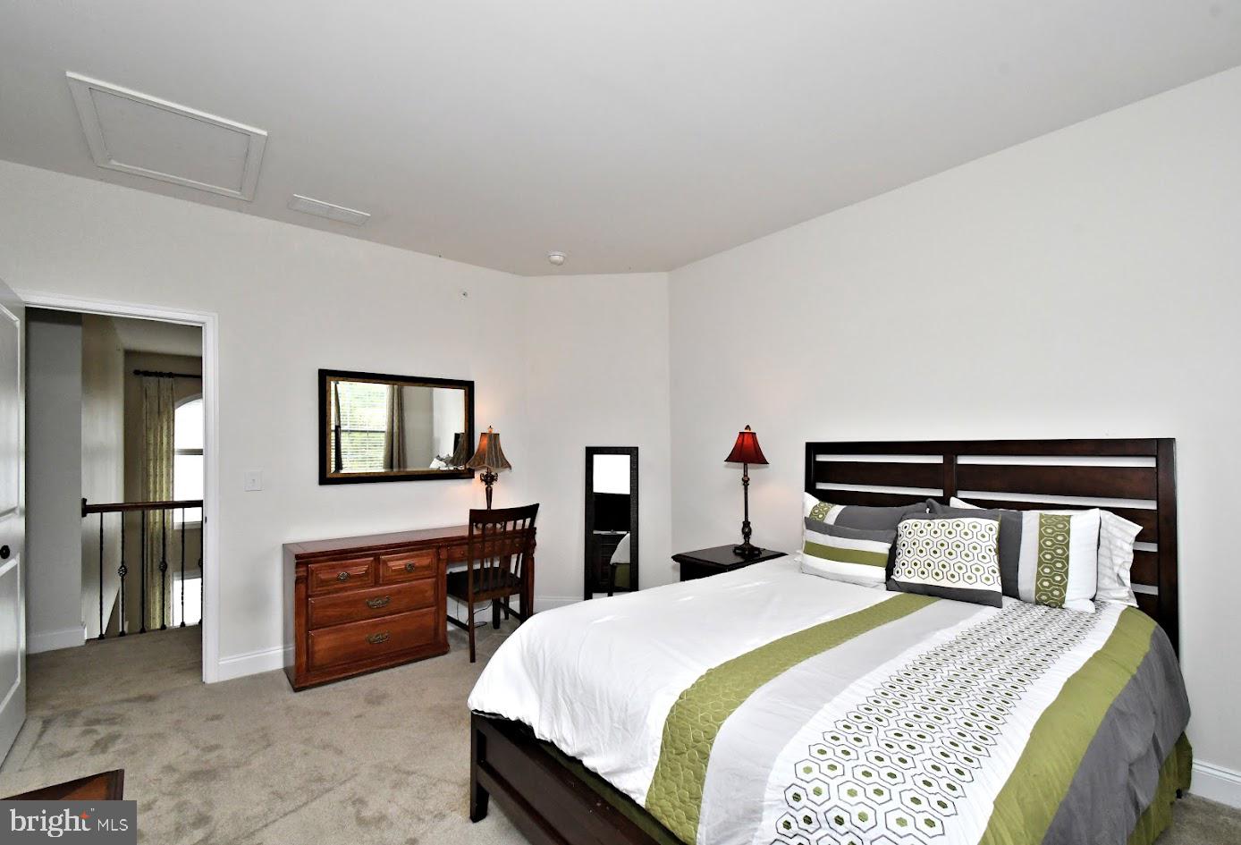 NEW BRITAIN WOODS - Residential