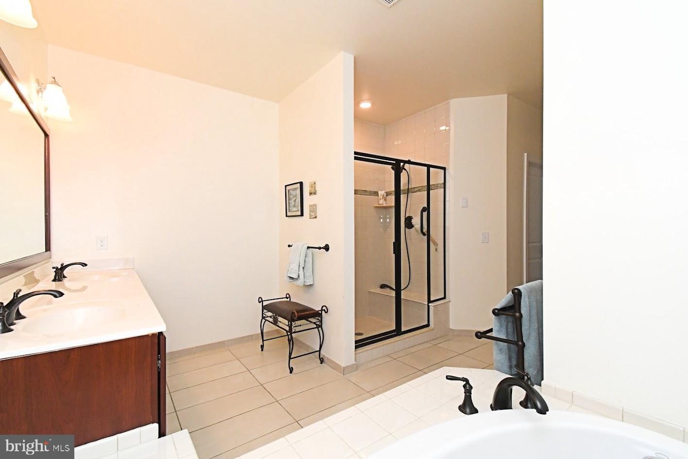 NEW BRITAIN WOODS - Residential
