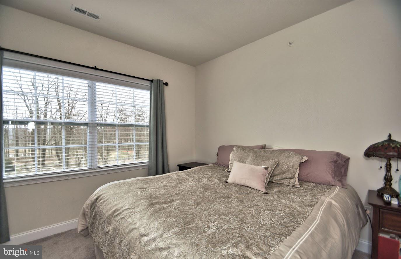 NEW BRITAIN WOODS - Residential