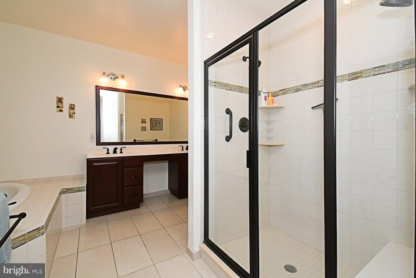 NEW BRITAIN WOODS - Residential