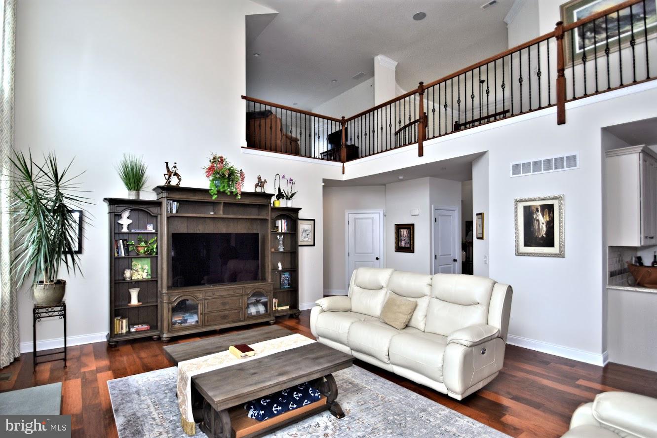 NEW BRITAIN WOODS - Residential