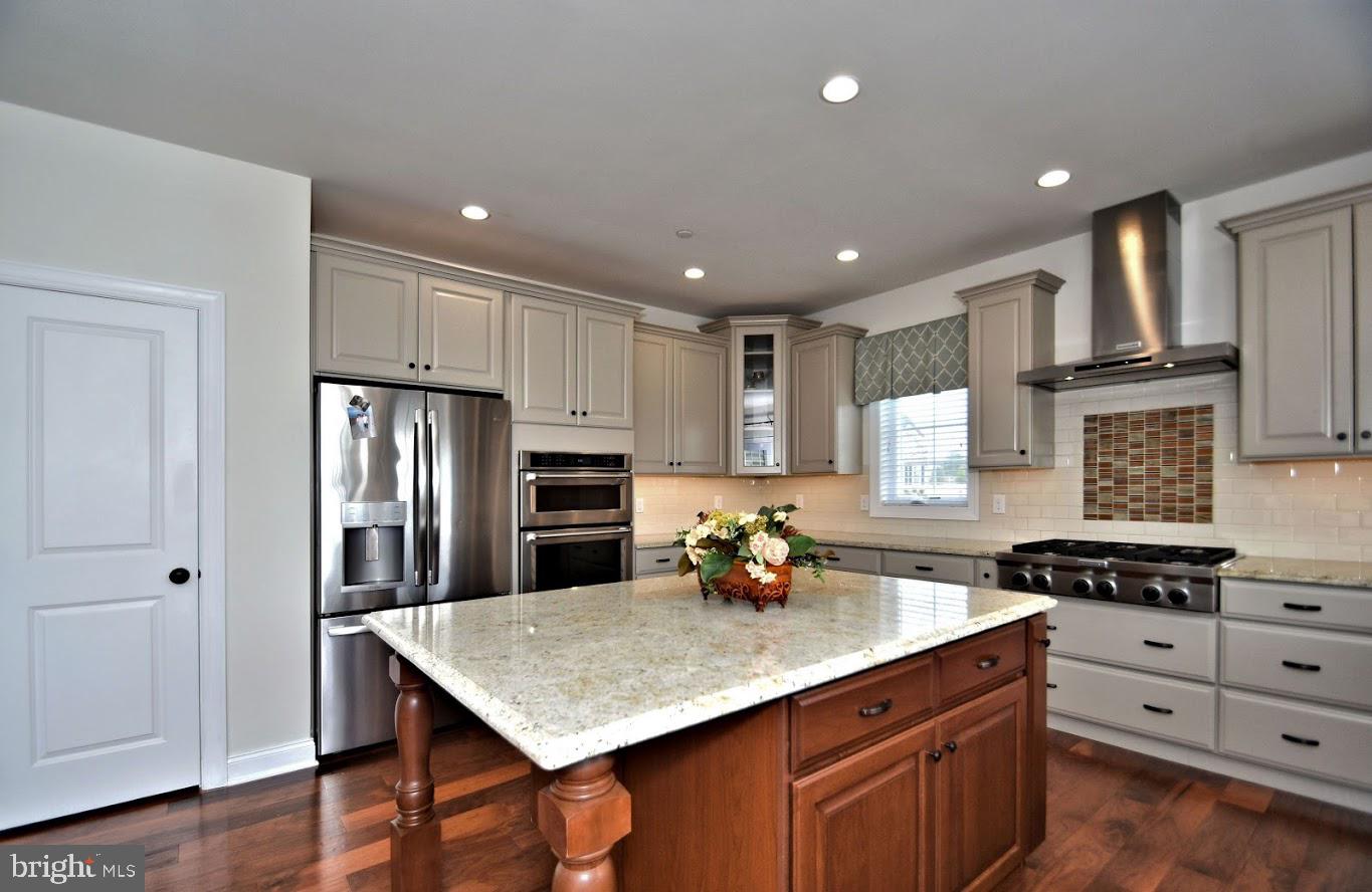 NEW BRITAIN WOODS - Residential