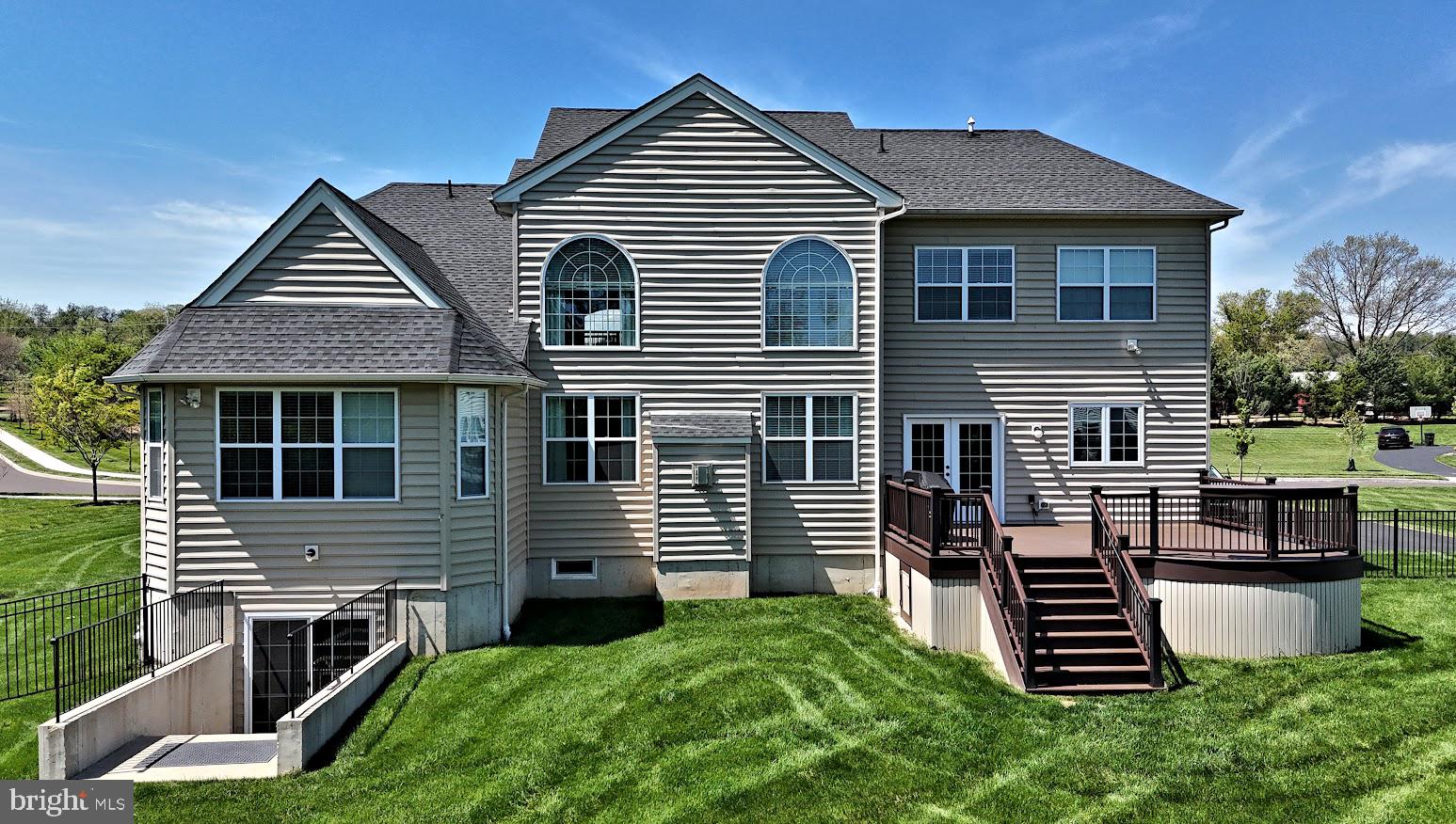 NEW BRITAIN WOODS - Residential