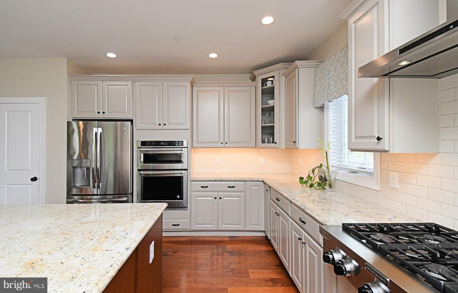 NEW BRITAIN WOODS - Residential