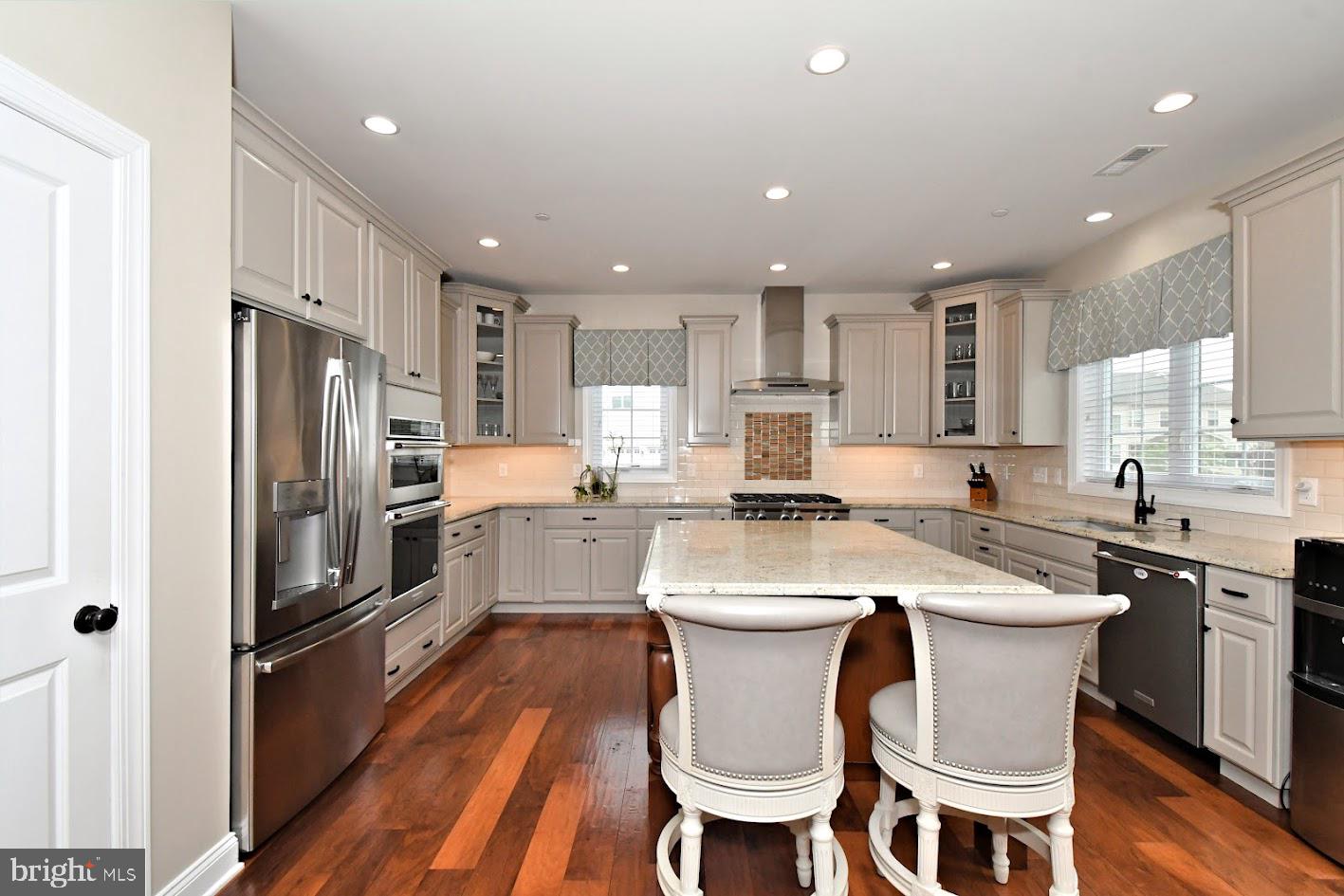 NEW BRITAIN WOODS - Residential