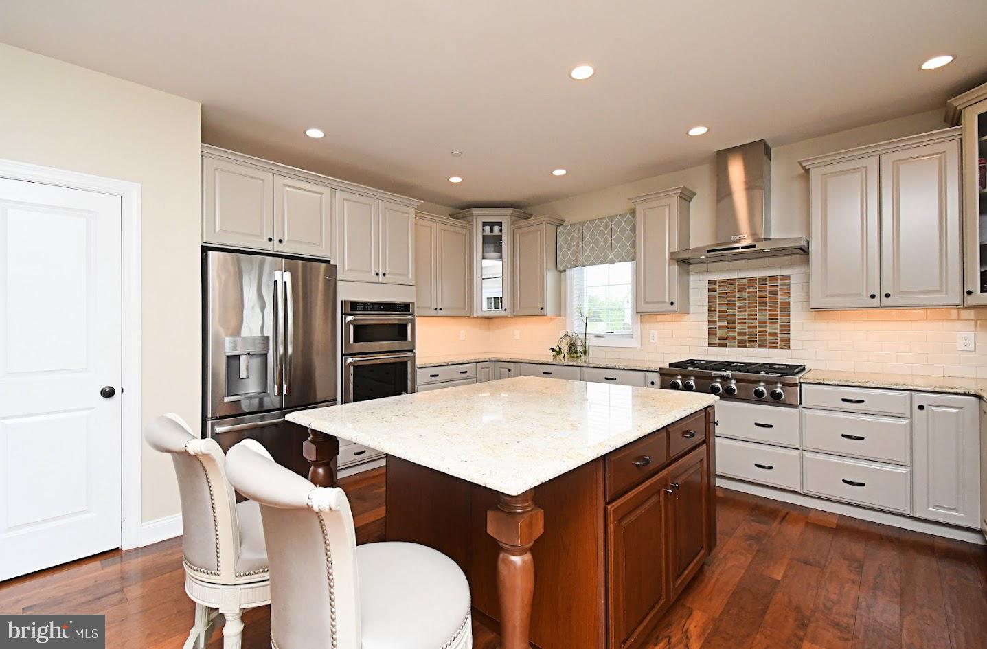 NEW BRITAIN WOODS - Residential