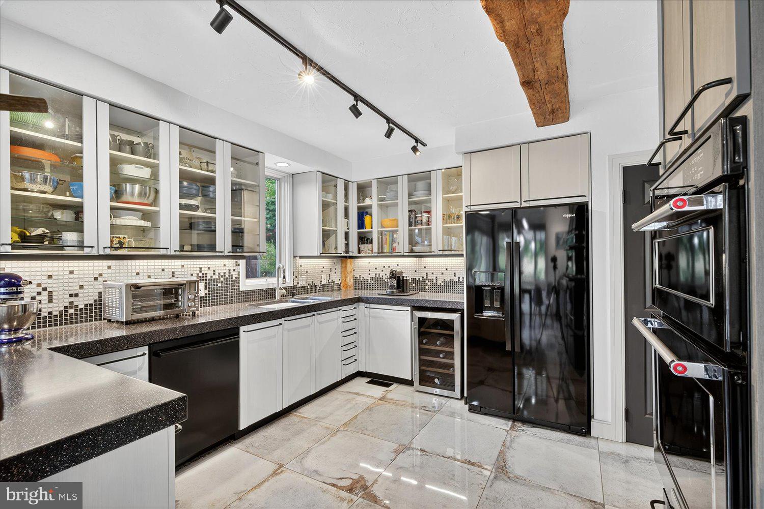 NONE, RURAL - Residential