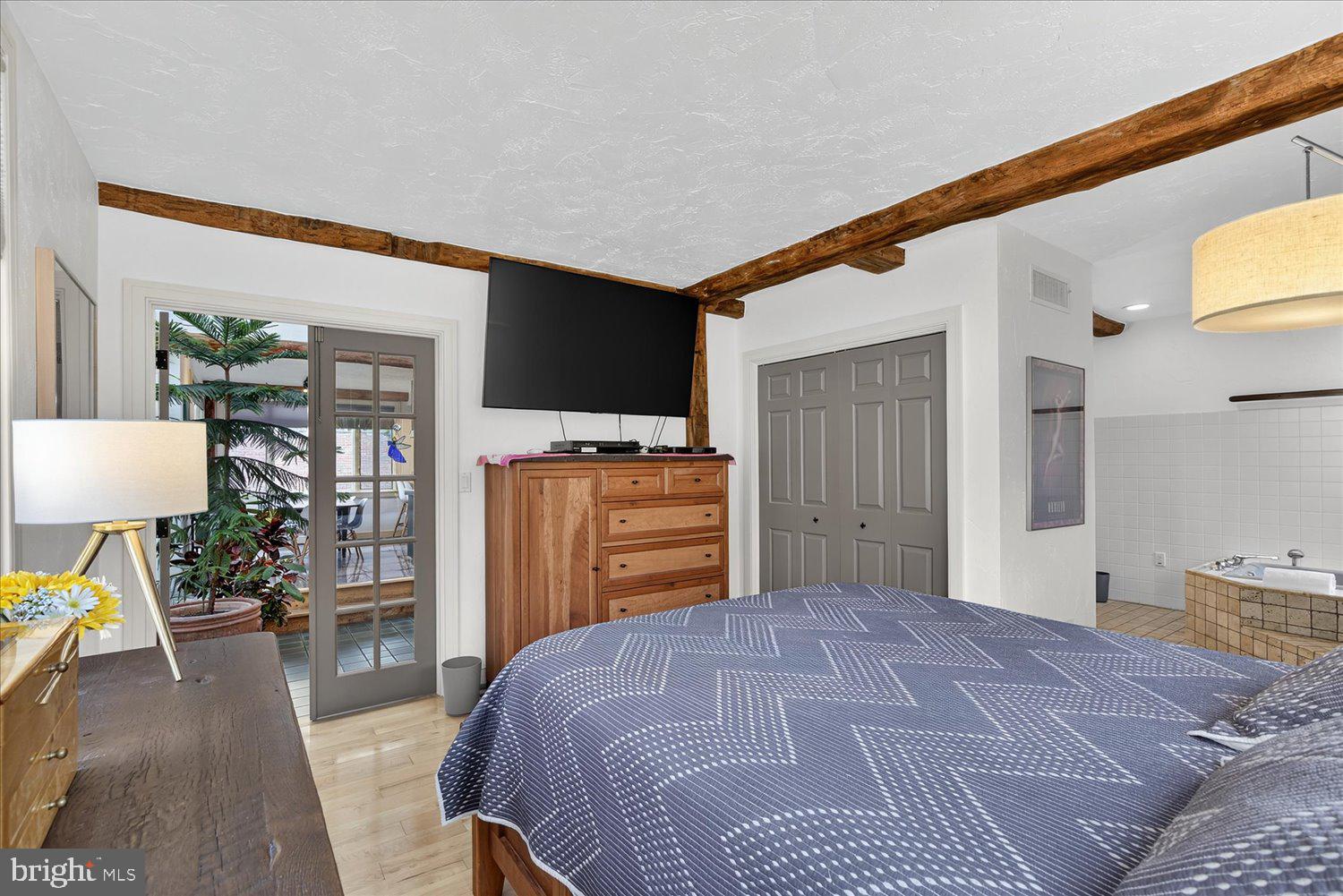 NONE, RURAL - Residential