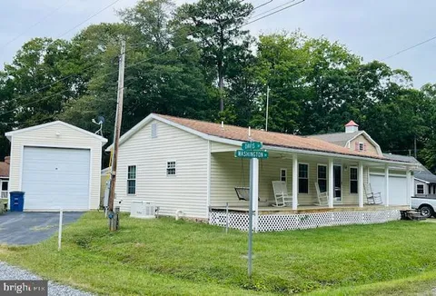 123 Davis Drive, Reedville, VA MLS: VANV2001418