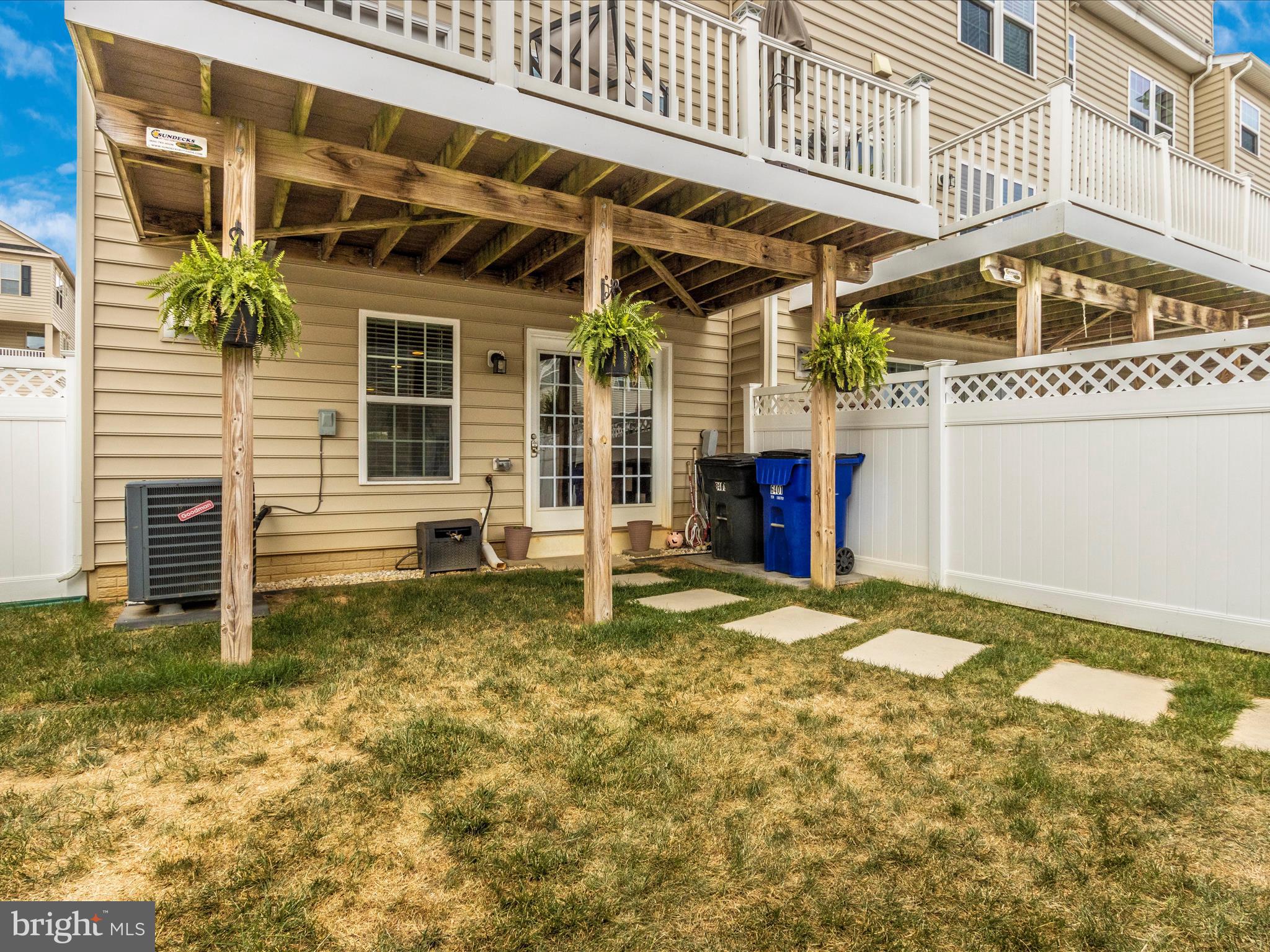 LINTON AT BALLENGER - Residential