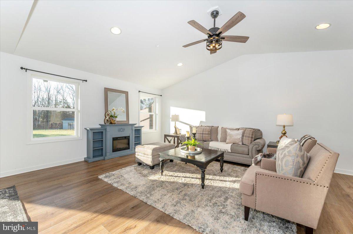 SHENANDOAH ESTATES - Residential