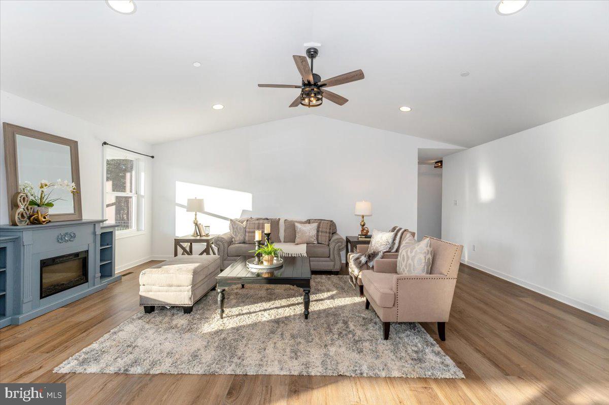 SHENANDOAH ESTATES - Residential