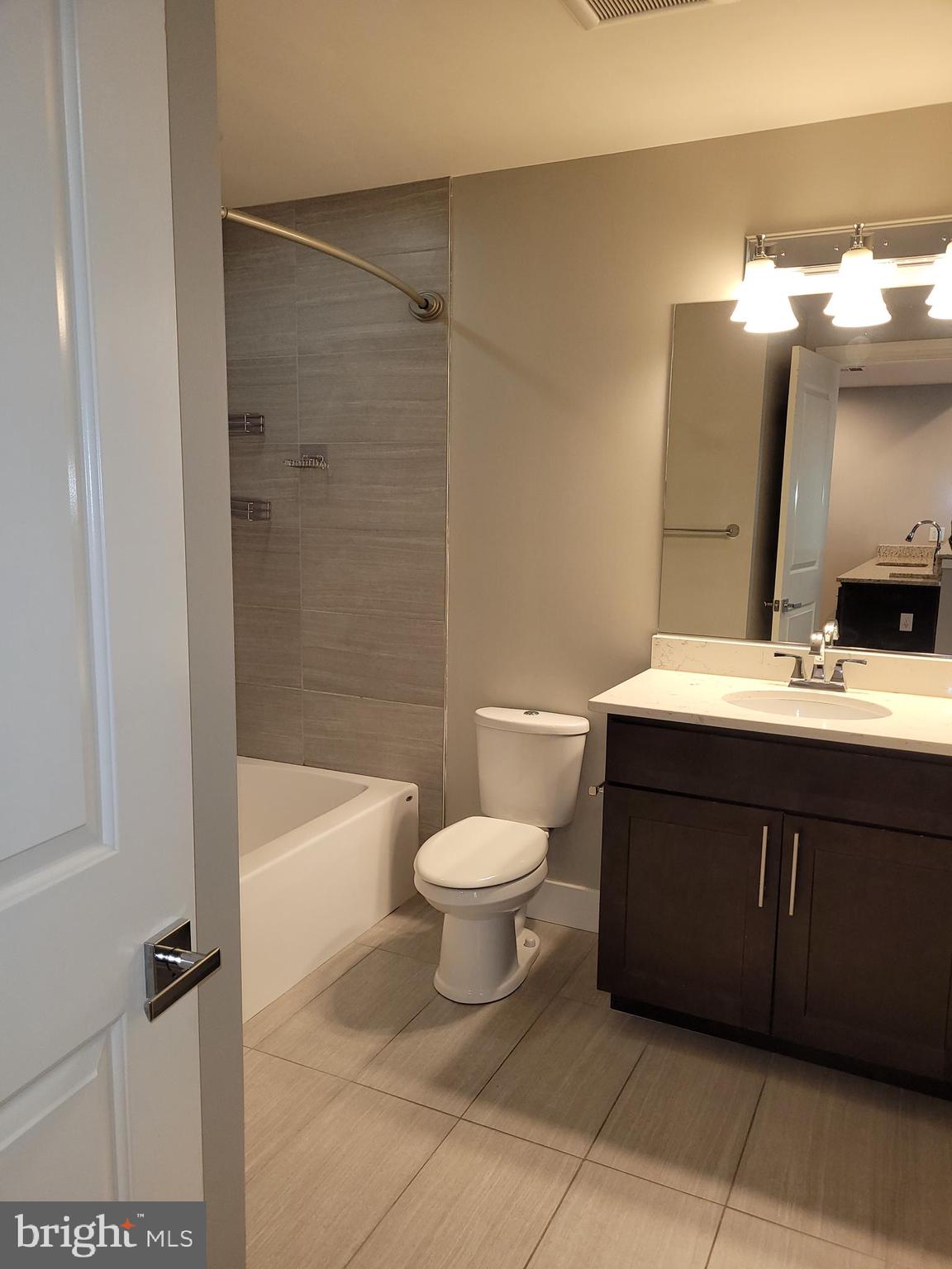 LUX - Residential Lease