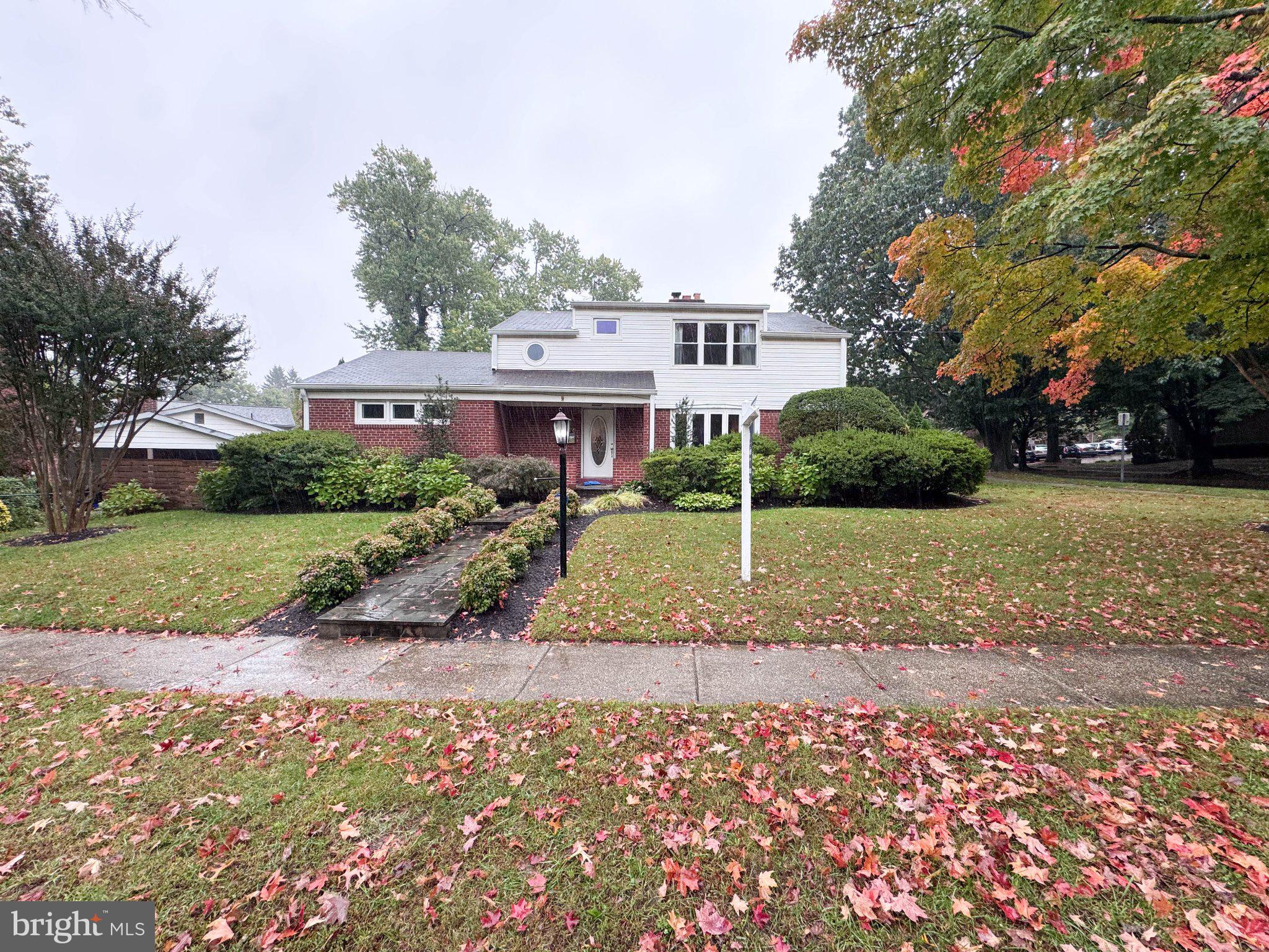 1216 BALLARD STREET
