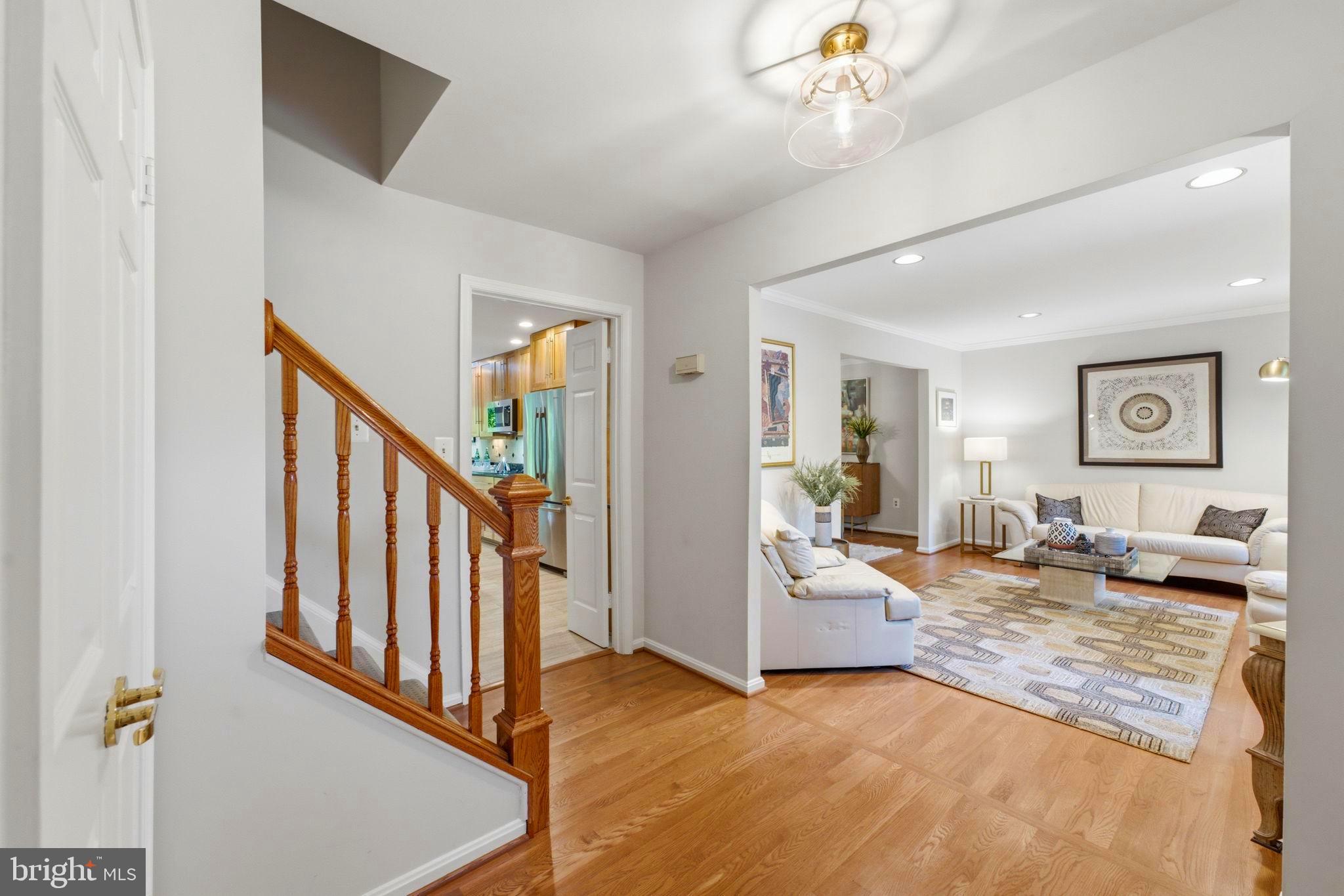 1426 FALLSWOOD