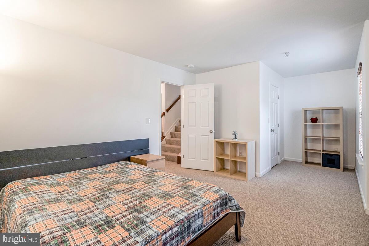 SAN FRANCISCO BY THE BAY - Residential