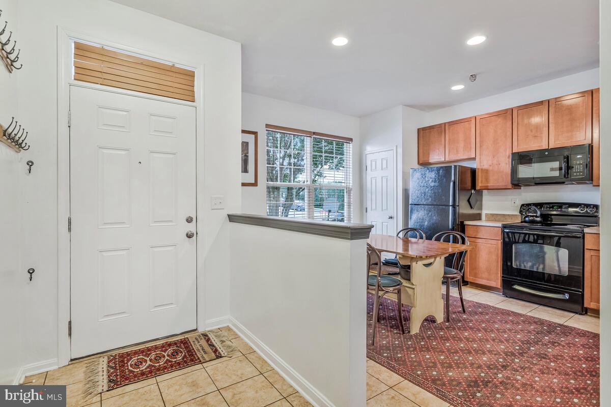 SAN FRANCISCO BY THE BAY - Residential