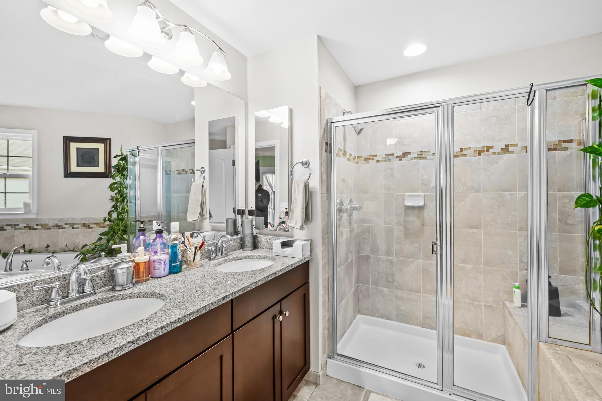 BRAMBLETON OVERLOOK - Residential