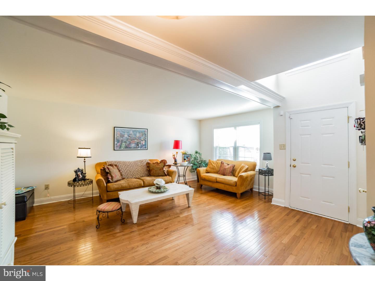 MEADOW VIEW ESTS - Residential