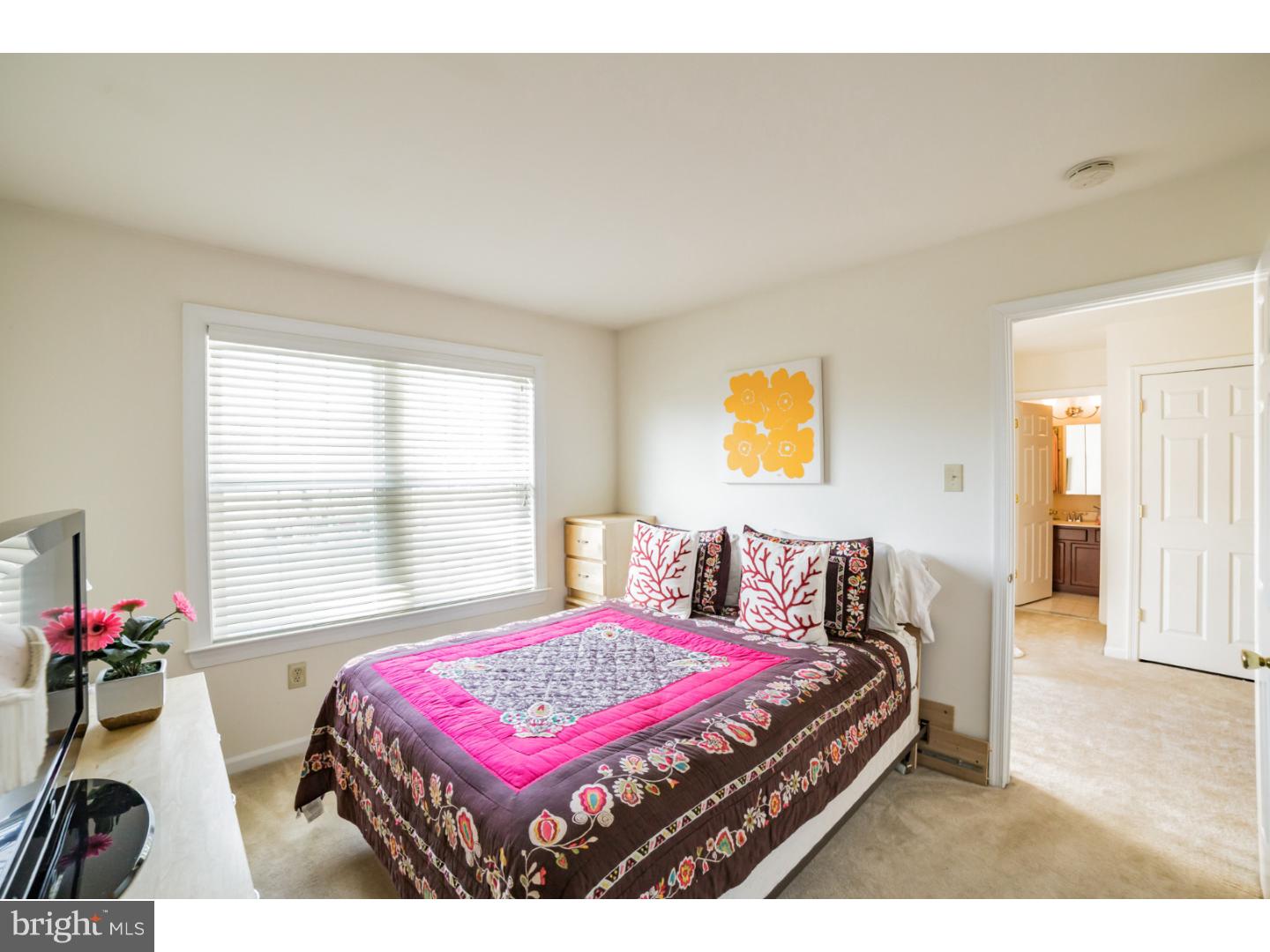 MEADOW VIEW ESTS - Residential