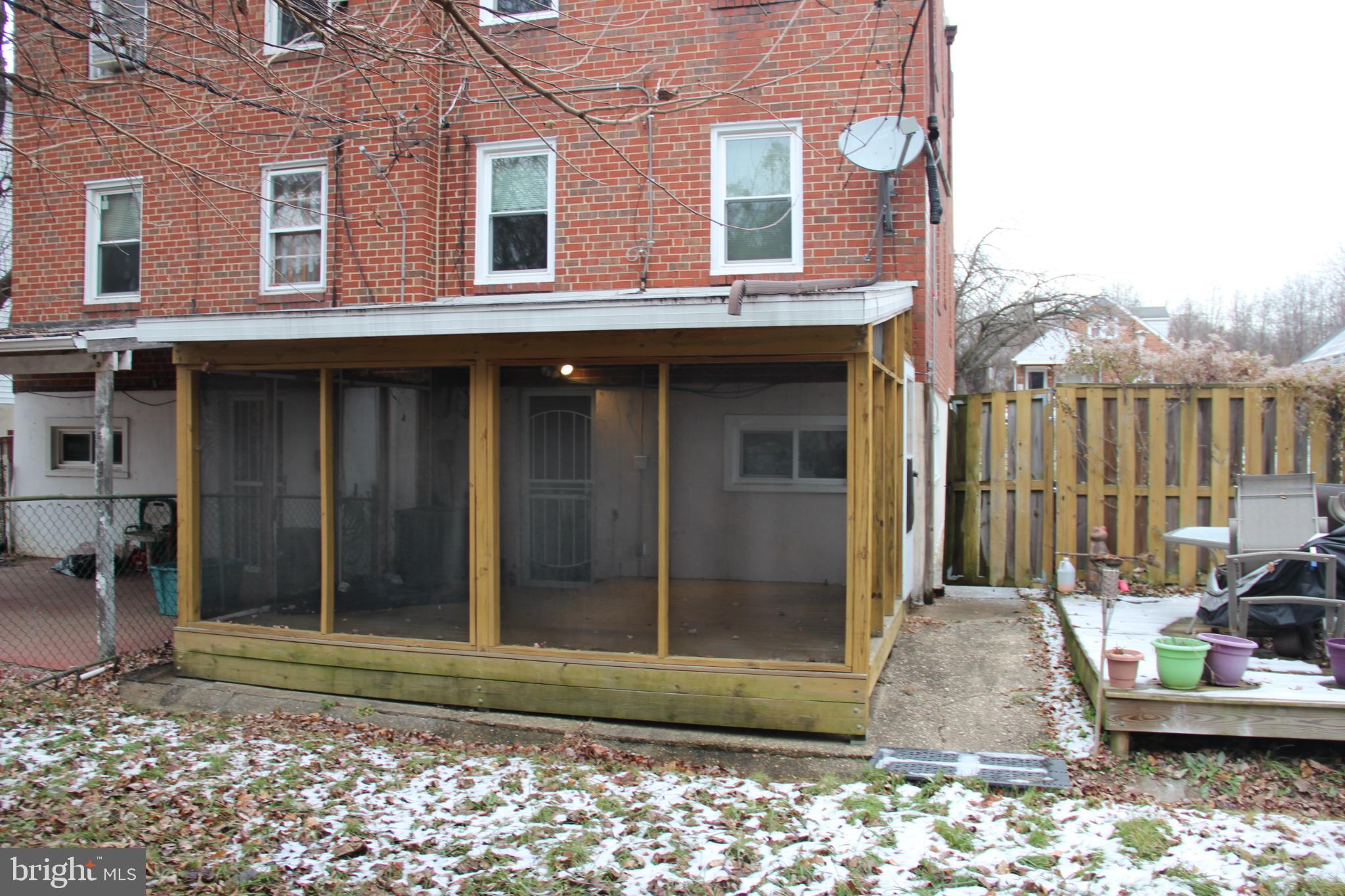 GARDENVILLE - Residential