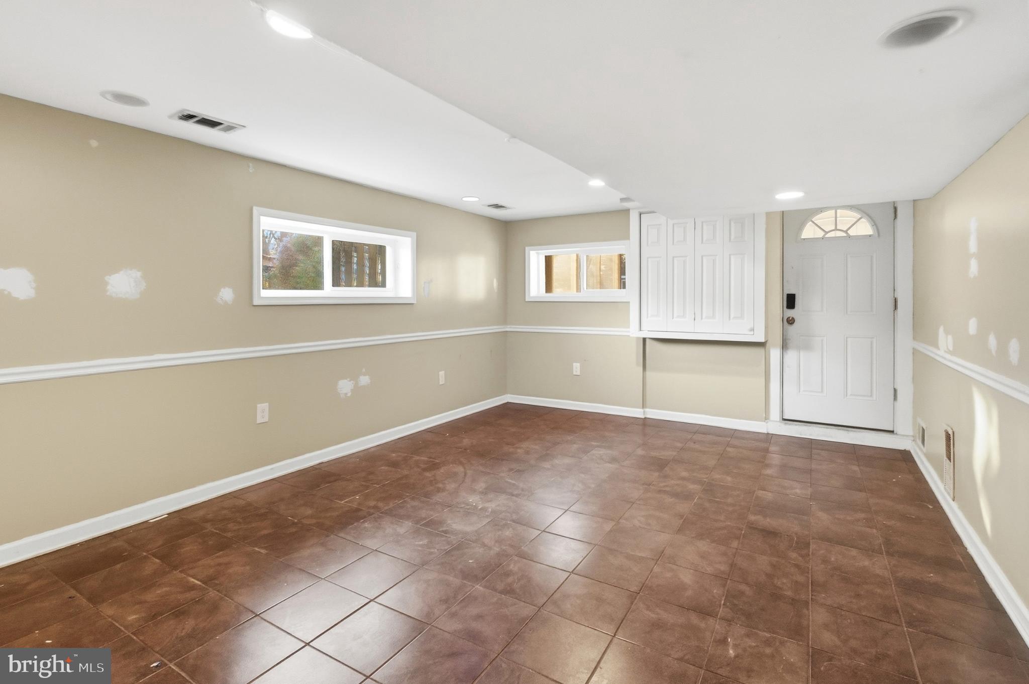 GARDENVILLE - Residential