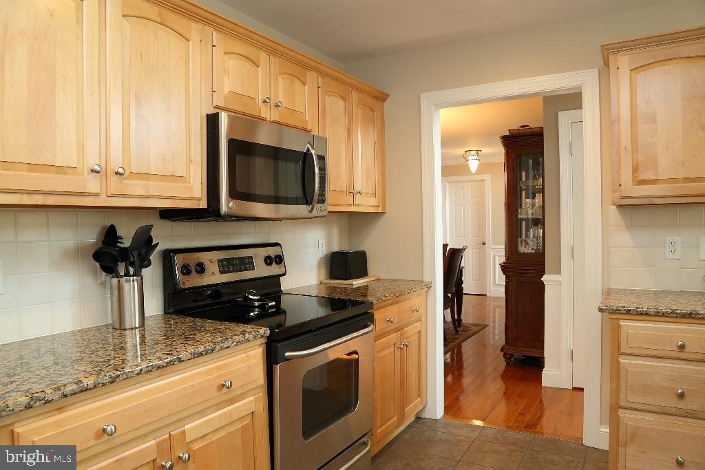 CEDAR HOLLOW - Residential