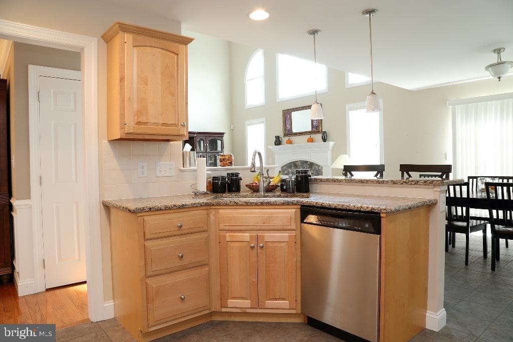 CEDAR HOLLOW - Residential