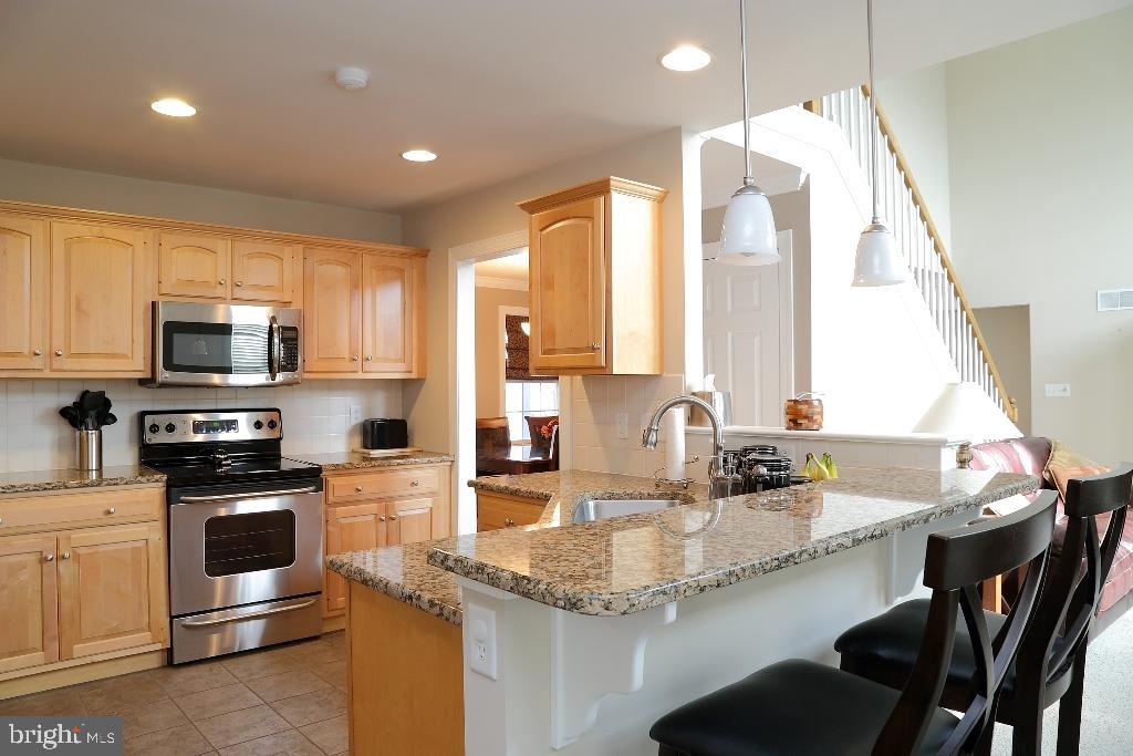 CEDAR HOLLOW - Residential