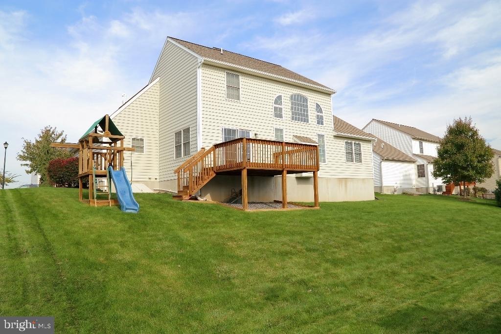 CEDAR HOLLOW - Residential