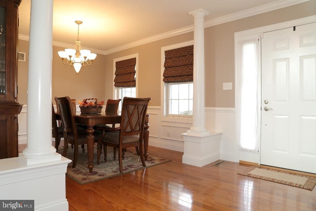 CEDAR HOLLOW - Residential