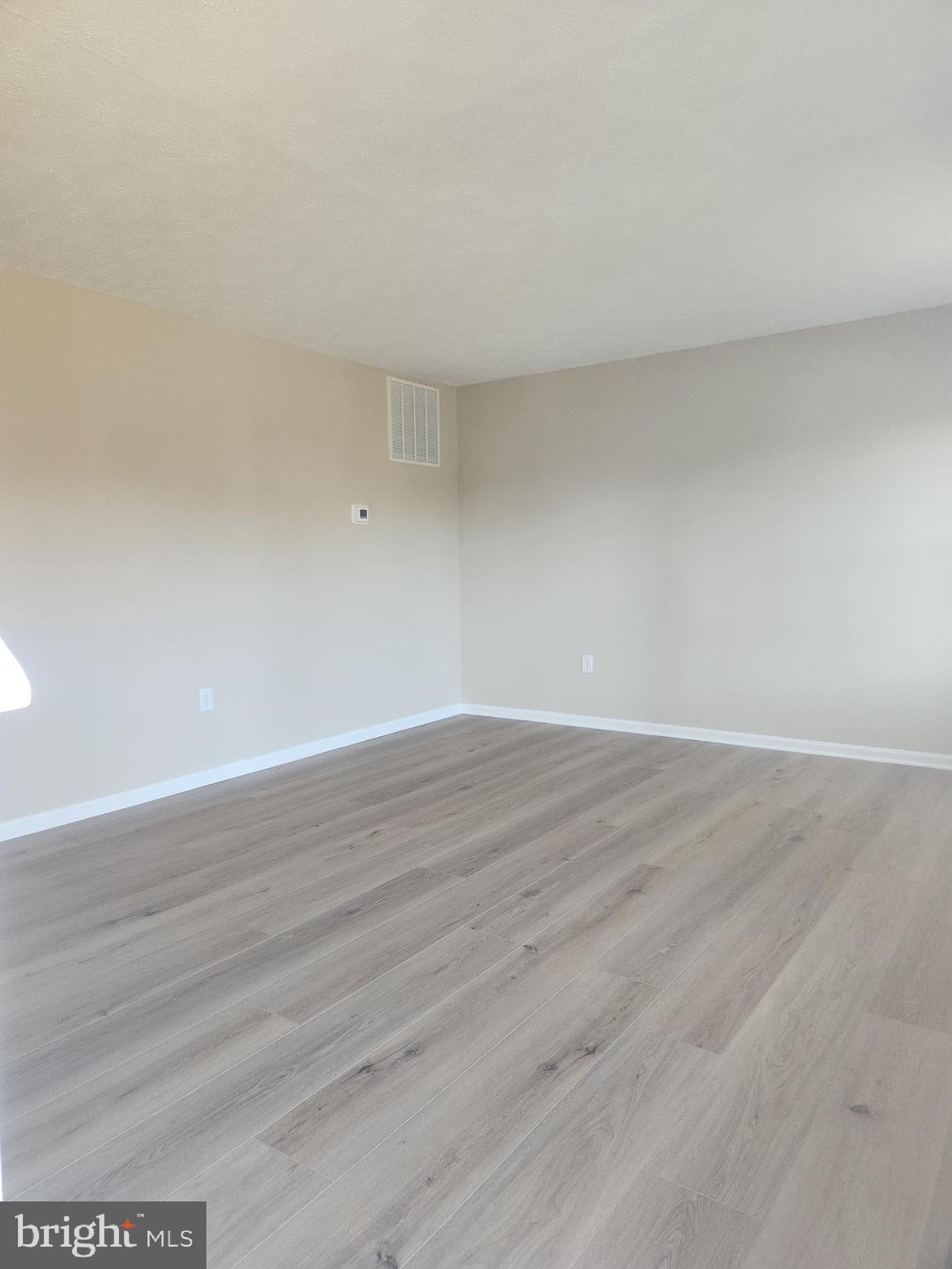 BROOKLAND HEIGHTS - Residential Lease