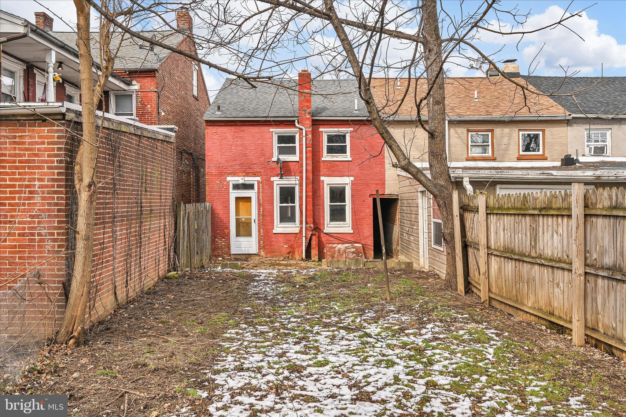 CABBAGE HILL - Residential