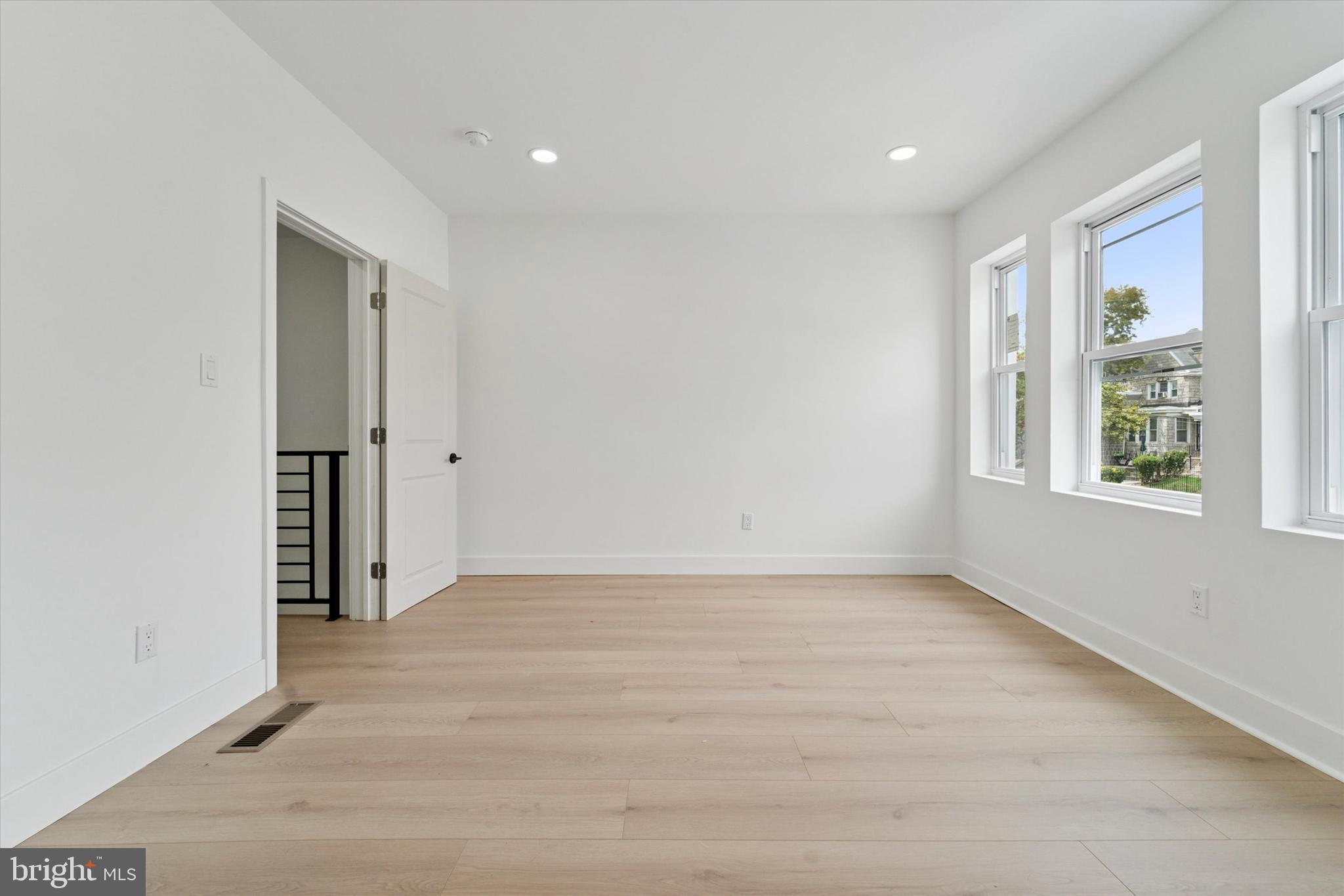 PHILADELPHIA - Residential